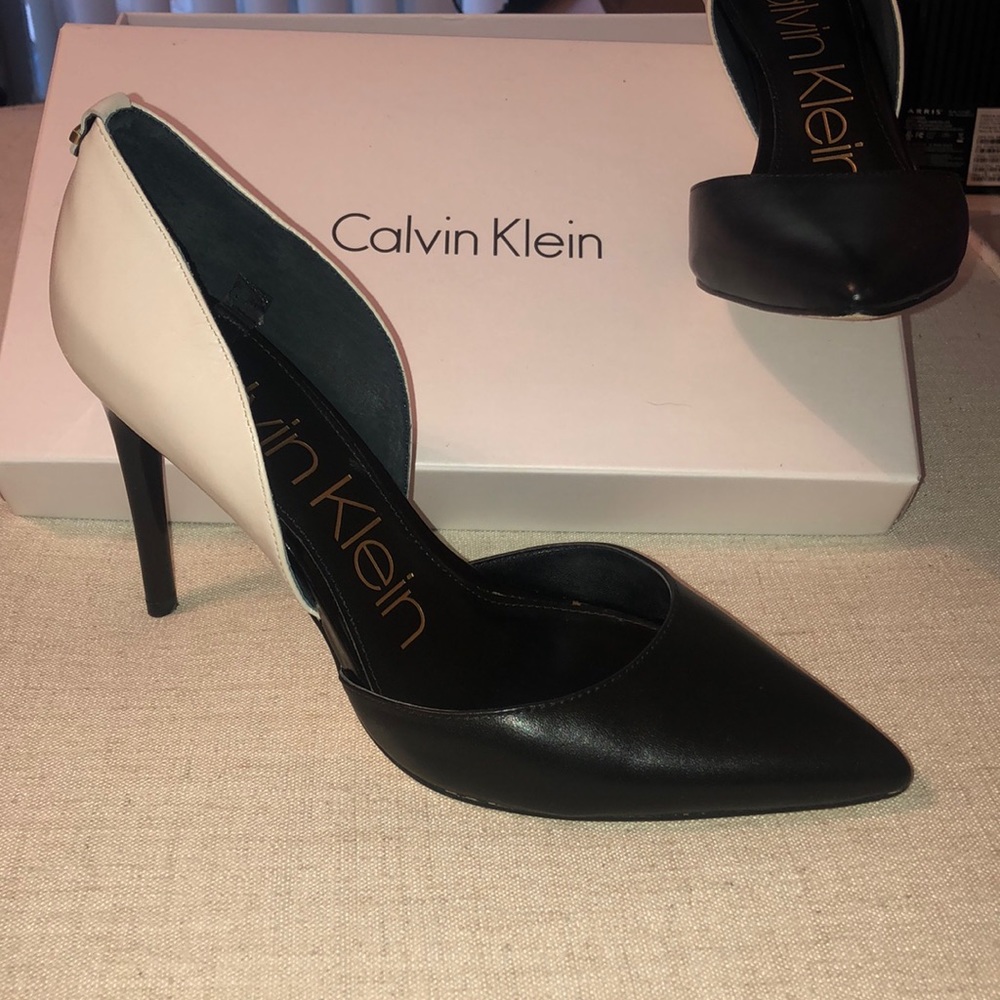 Calvin Klein Sebrina Nappa two tone heels, size 9